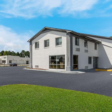 Econo Lodge Cherry Point Havelock Esterno foto
