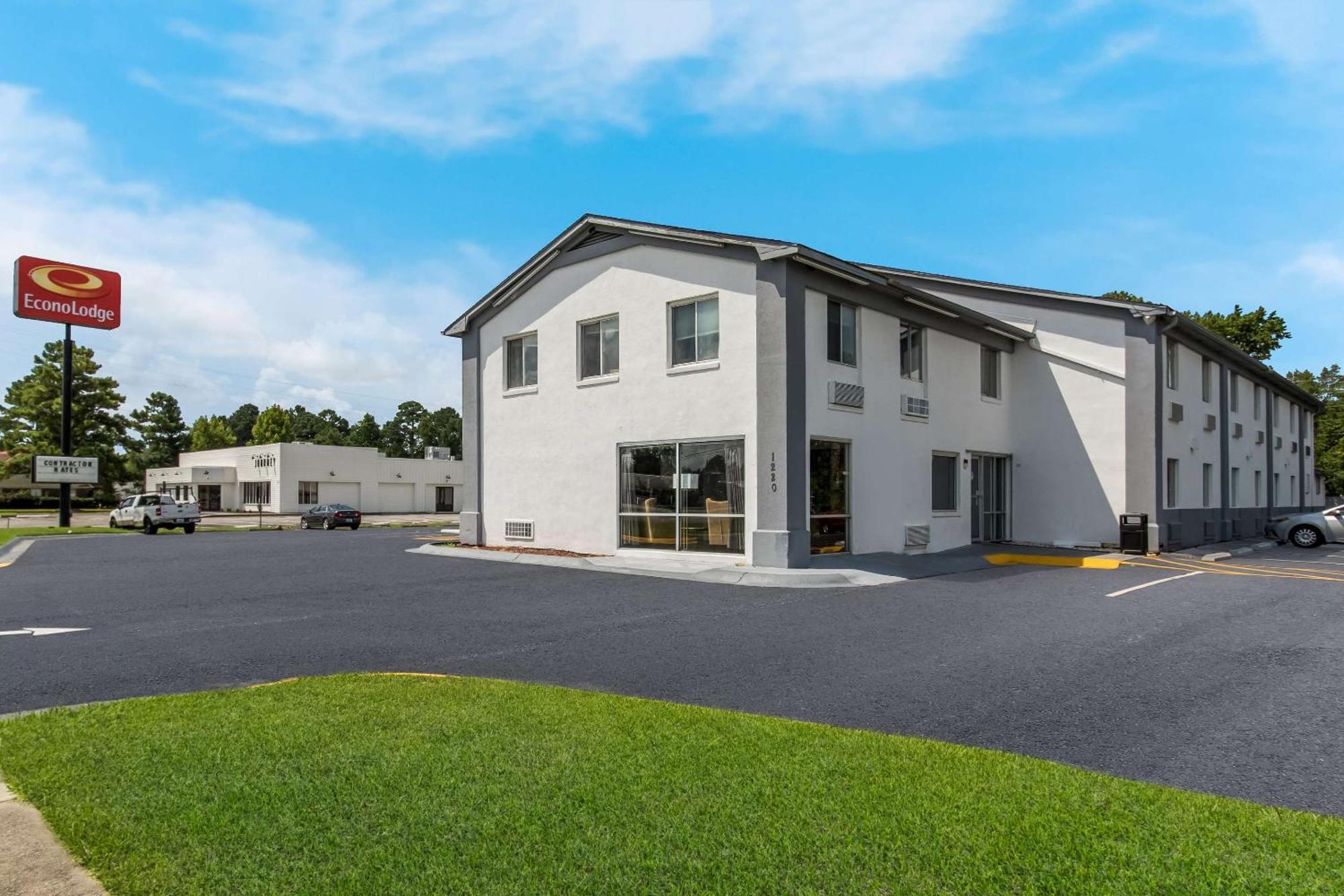 Econo Lodge Cherry Point Havelock Esterno foto